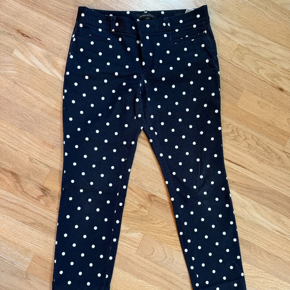 Banana Republic Sloan navy and white polka dot pants, size 4 petite